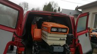 Traktorek Kubota 1600 spakowana do busa