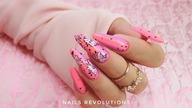 Neon ombre nails art / Gabrielle Nails Charbonne