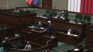 Janusz Korwin Mikke WYJAŚNIA co jest NAJGORSZE w podatkach - To ciągłe ZMIANY tego systemu!