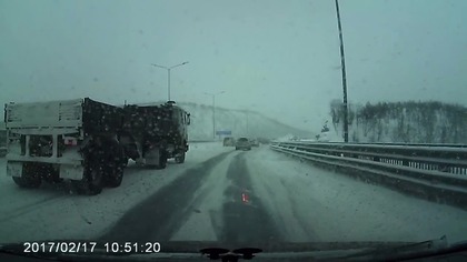 Ogromny pech mężczyzny na drodze +18