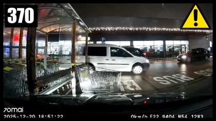 Zjeżdżający wózek sklepowy