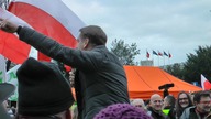 Tomasz Lis na manifestacji KOD
