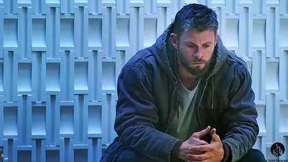 Nie idź wytyczoną ścieżką, ale tam gdzie jej nie ma..zostaw po sobie ślad.. I Motywacja I Avengers
