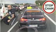 Kierowca BMW zajeżdża i blokuje drogi, wyskakuje z auta i uderza w twarz [Czechy] #1111 Wasze Filmy