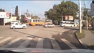 Kr&oacute;tka kompilacja wypadk&oacute;w drogowych.