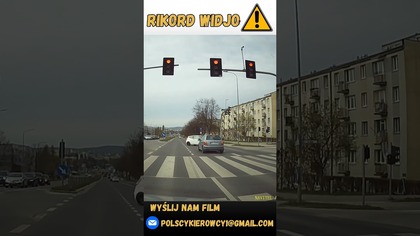 Dziadek zagapił się #shorts #polscykierowcy #kierowcy #dashcam #carcrash #cars #polska