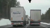 ZAWODOWI KIEROWCY WYPRZEDZAJĄ