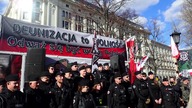 21. 03. 2026 POLSKA NARODOWA STRAŻ KAMRACKA omawia symbole umieszczone na sztandarze i umundurowaniu