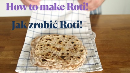 Chcesz nauczyć się robić tradycyjne indyjskie chlebki roti? Ten prosty przepis pokaże Ci krok po kroku, jak przygotować te pyszne, miękkie placki z mąki i wody  idealne do curry, hummusu lub samodzielnie!
 Subskrybuj po więcej przepisów z całego świata! 

Roti przepis:

Składniki:

    2 szklanki mąki pszennej (najlepiej typu 500)
    ok. 3/4 szklanki ciepłej wody
    1 łyżka oleju (opcjonalnie)
    szczypta soli

Instrukcja:

    W misce wymieszaj mąkę z solą.
    Stopniowo dodawaj ciepłą wodę, mieszając i zagniatając ciasto przez ok. 810 minut, aż będzie elastyczne.
    Odstaw ciasto na 30 minut pod przykryciem.
    Podziel ciasto na 68 kulek.
    Rozwałkuj każdą kulkę na cienki placek.
    Smaż na suchej, gorącej patelni (najlepiej żeliwnej) po ok. 1 minucie z każdej strony, aż pojawią się brązowe plamki.
    Możesz posmarować gotowe roti odrobiną masła lub ghee. Smacznego!
__________________________________________________
Poprzedni film: https://youtu.be/hxk11q_wrd0
YouTube: http://www.youtube.com/c/SauteSzkołaGotowania
Facebook: https://www.facebook.com/SauteSzkolaGotowania
__________________________________________________
#roti #przepis #flatbread #domowegotowanie #wegańskie #kuchniaindyjska #indianfood #receta #homemadebread #kuchniaroślinna