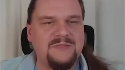 Symbiont przejmuje kontrolę: Ego i Autosabotaż w Tobie! #shorts