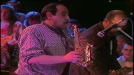 Andrzej Zaucha z solówką na saksofonie (1987)