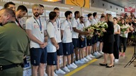 Tak Polacy powitali bohaterów igrzysk! Piękne sceny na lotnisku Chopina