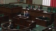  Hołownia stosuje REPRESJE i MOBBING wobec Grzegorza Brauna Upokarzająca kontrola bezpieczeństwa!