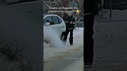 CUDEM UNIKNĄŁ POTRĄCENIA NA PRZEJŚCIU DLA PIESZYCH!