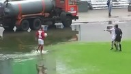 Mokra piłka nożna