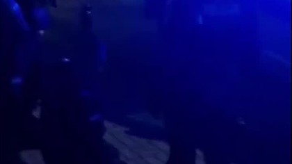 Więcej Policjantom odbiło Zaatakowali obezwładnionego, skutego mężczyznę, ale uratował go kamerzysta