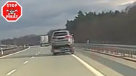 Laweta tańczy na autostradzie.  STOP PIRAT