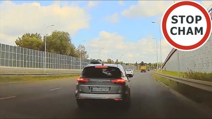 Agresja drogowa - zajeżdżanie, hamowanie ...  #2017 Wasze Filmy