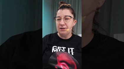 CZY STYLISTKA PAZNOKCI POWINNA COŚ MÓWIĆ?