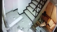 Klatka schodowa podczas trzęsienia ziemi