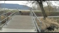 Skok przez most
