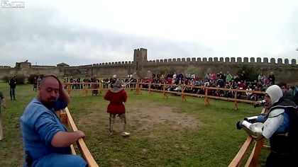 Centymetry od tragedii podczas pokazu średniowiecznych walk