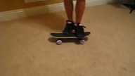 Triki na Malym Skateboardzie