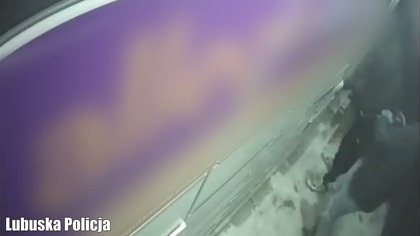 Włamali się do paczkomatu.  Trzy osoby zatrzymane