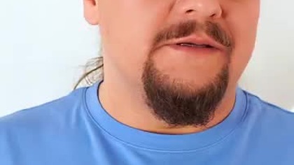 https://youtu.be/e01C7Lyu0is
Odkryj, jak jedna decyzja dziennie może uwolnić Cię od traum i nierozwiązanych spraw. Naucz się oddychać pełną piersią i żyć bez udręki! Nasz film pokazuje, jak ruszyć do przodu niezależnie od wieku. #Decyzje #Życie #Trauma #Uwolnienie #RozwójOsobisty #Motywacja #Psychologia #UwolnijSię #ŻyjPełniąŻycia #Decyzje #Trauma #Samopoczucie #Inspiracja #DzieńPoDniu