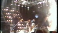 bauhaus ziggy play guitar totp En 1982