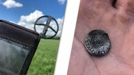 Spacer z wykrywaczem metalu znalazłem srebrną monetę