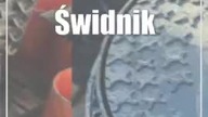 Świdnik: Pokrywy z herbem i płukanie deszczem