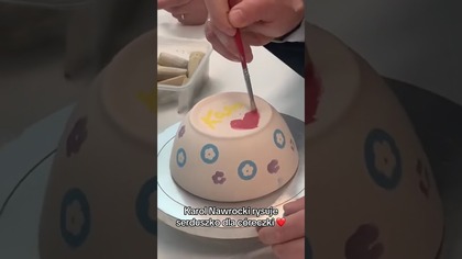 KAROL NAWROCKI RYSUJE SERDUSZKO DLA CÓRECZKI