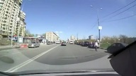 Agresja drogowa na przejściu dla pieszych