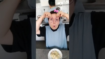 Najlepsza sałatka mamusi  #shorts #humor