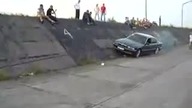 BMW 7 - Burnout zakończony dachowaniem 