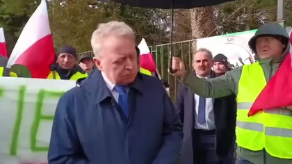 WŚCIEKLI ROLNICY POWIEDZIELI MU CO MYŚLĄ! - KORUPCJA W UNII!