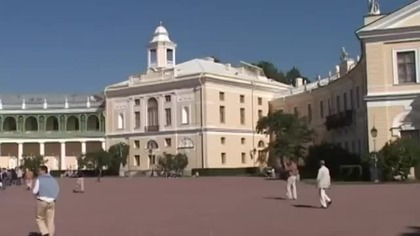 Travel: Pavlovsk, Russia - Travel shorts