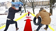 NIE POŚLIZGNIJ SIĘ NA LODOWEJ GÓRZE CHALLENGE *wyjechali na ulice* | LUURE