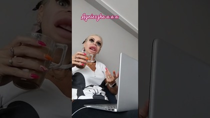 Popsuł się no popsuł się #uśmiechnijsię#agnieszka#komputer#awaria#funny#humor#parodia#kabaret#