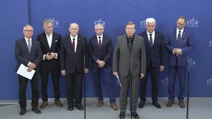 EKIPA BRAUNA Z BULWERSUJĄCYMI INFORMACJAMI PROSTO Z SEJMU!