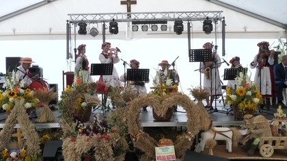 Frg.  występu kapeli Lubartowiacy na dożynkach w Bobowiskach gm.  Markuszów - 20. 08. 2023 r.