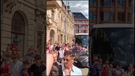 ISTNE SZALEŃSTWO Robert Lewandowski przyjeżdża na zgrupowanie reprezentacji Polski