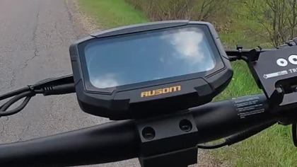 Jak przyspiesza AUSOM K20 pro dual?