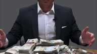 Sławomir Mentzen - Nagroda za Mateusza Morawieckiego (11.10. 2023)