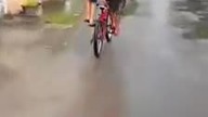 W Indiach na rowerze jeździ się tak