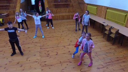 Zajęcia taneczne dla młodzieży odbywające się w czwartki w Domu Kultury w Markuszowie #3