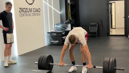 16 latek rzuca 100kg w zarzucie #shorts #viral