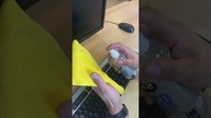 Pozbądź się śladów palców szybko z K2 LCD Display Cleaner 