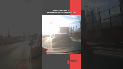 Zdążyć za wszelką cenę? Klasyczne wymuszenie.  #warszawa #dashcam